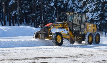 Yoğun kar nedeniyle 1117 yol ulaşıma kapandı