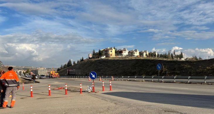 Asfalt atılması tamamlanan yol, ulaşıma açıldı: