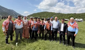 Yörük şöleninde binlerce yörük Eğirdir Serpil köyünde buluştu