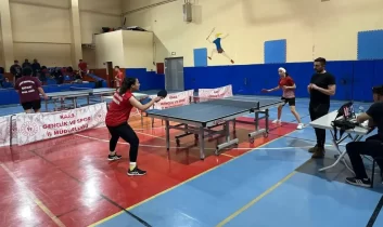 Yurt Lig Masa Tenisi Grup Bölge Müsabakaları başladı