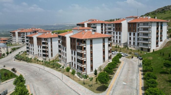 Yüzyılın Konut Projesi’nde kura süreci devam ediyor: 41 ilde 144 bini aşkın konutun hak sahibi belirlendi