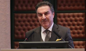 Zakir Avşar’dan değerlendirme: “Meşruiyet aşınırken”