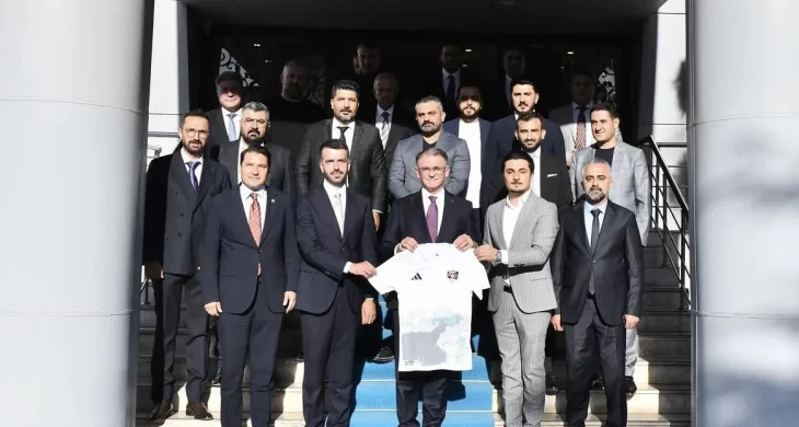 Zor günde destek: Vali Balcı Vanspor’un yanında