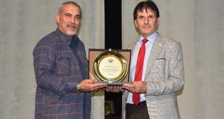 Depremin 3 Yıllık Acısını Taşıyan Şehrimden Uzakta Aldığım Ödül Unutulmaz Moral Oldu Bana